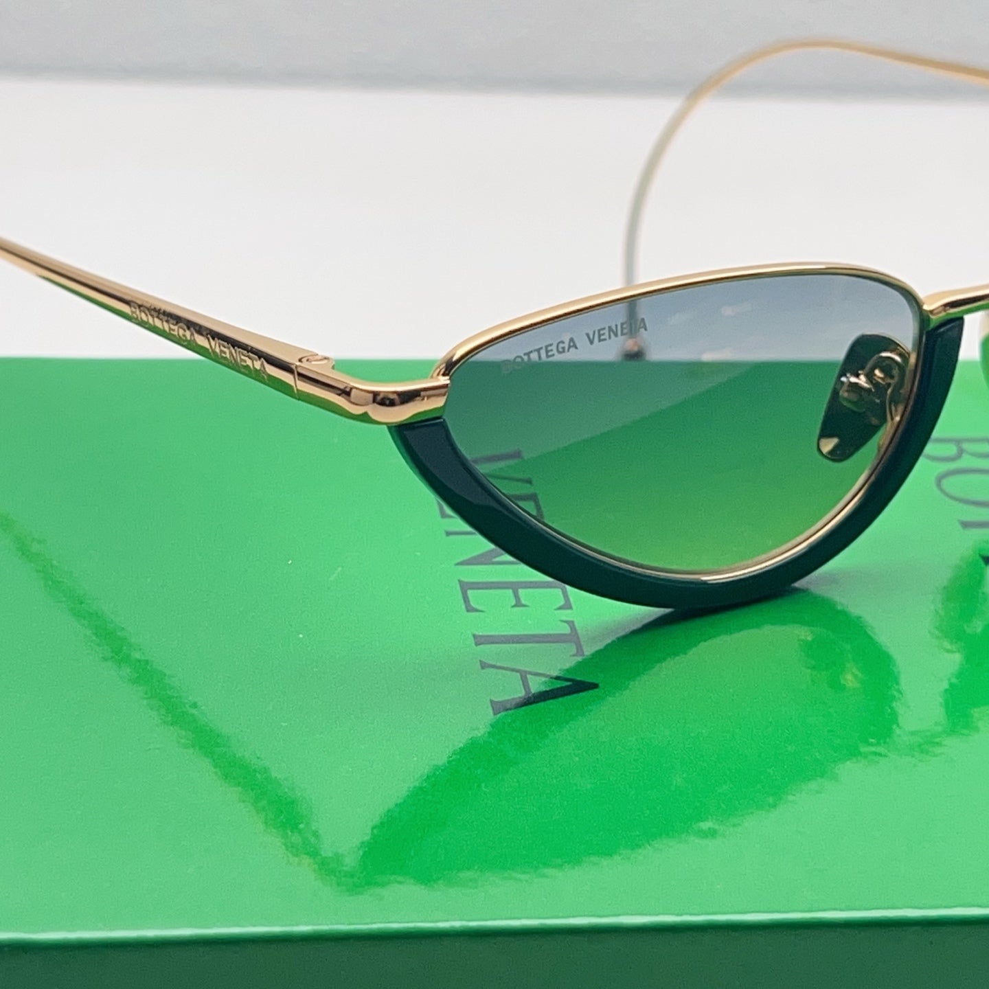BV Sunglasses 130569