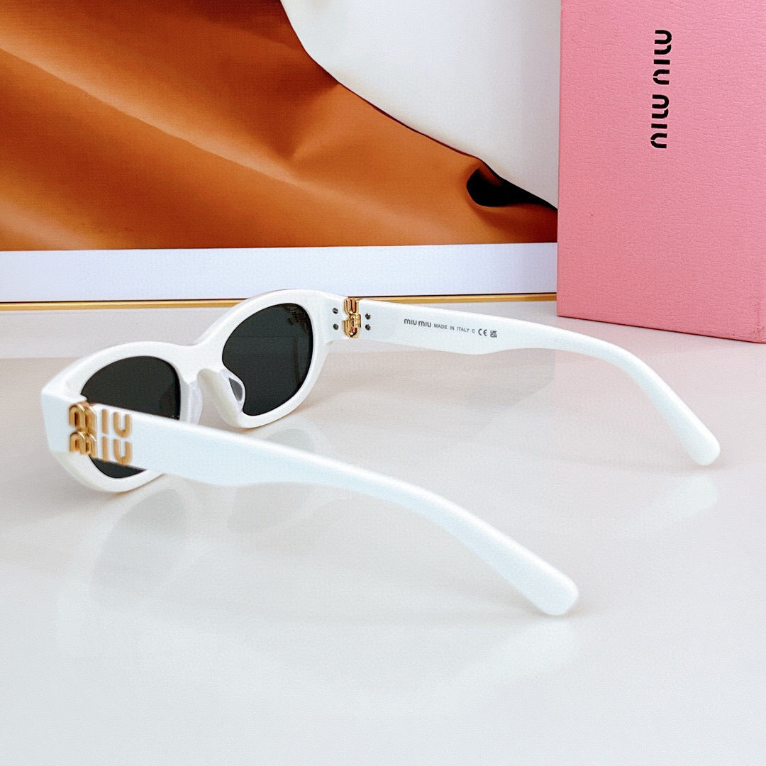 Miu Glimpse sunglasses