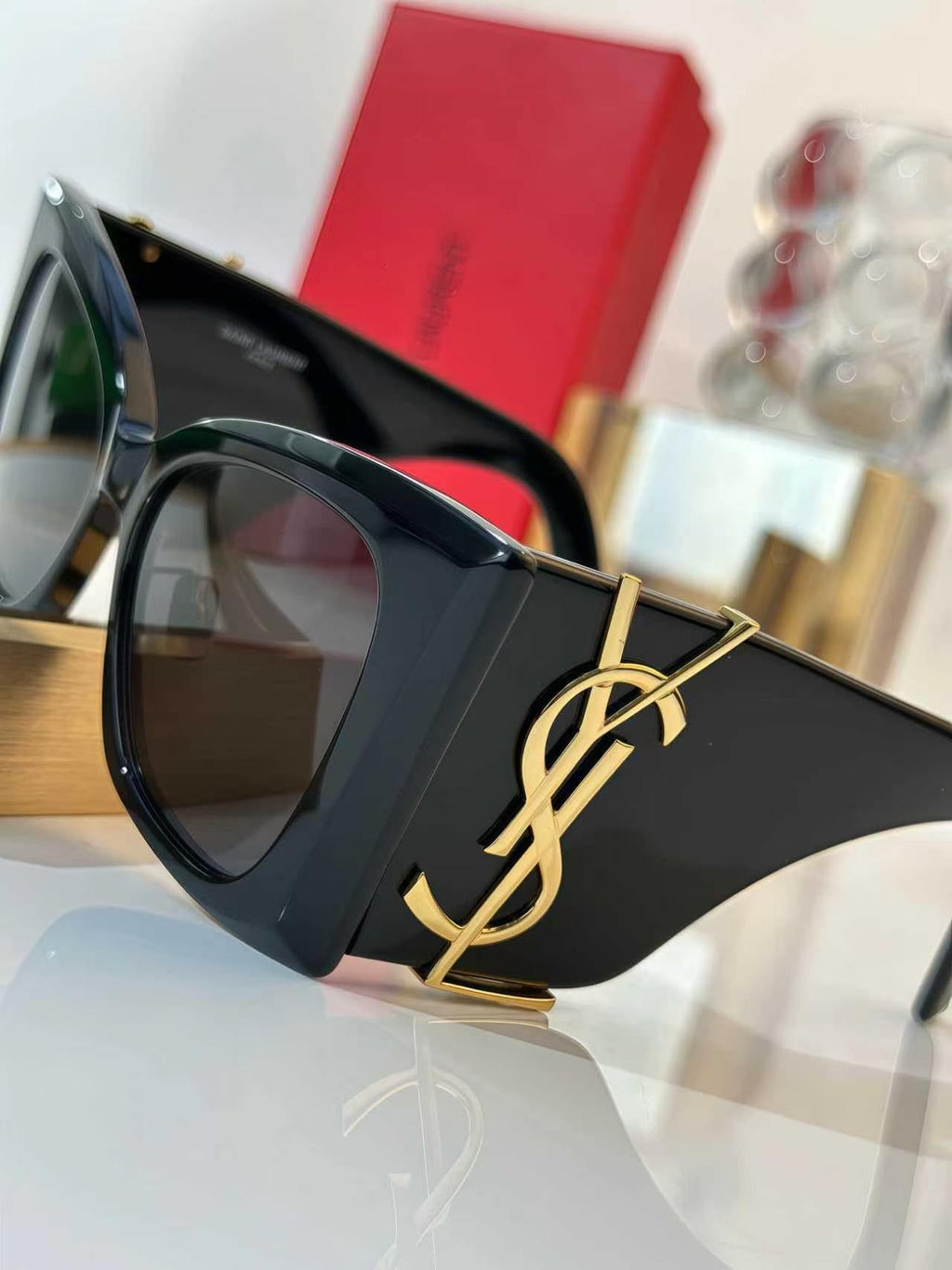 Sunglasses YSL M119